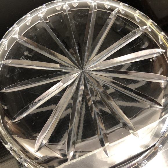 ROYAL BRIERLEY, Beautifully Cut Round Candy/Nut/Serving Bowl, 7 1/2” Signed - Picture 5 of 6